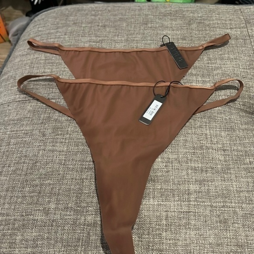 Skims Sheer Jelly Thongs 2/$40 Sz 3X